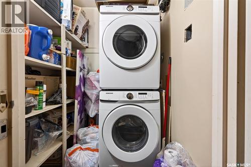 11 23 Centennial Street, Regina, SK - Indoor Photo Showing Laundry Room