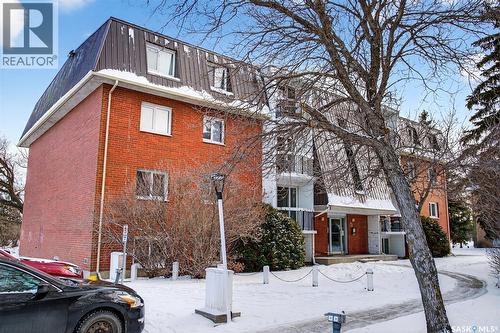 11 23 Centennial Street, Regina, SK - Outdoor