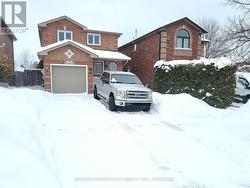 7 ADDISON TRAIL  Barrie, ON L4M 7A7