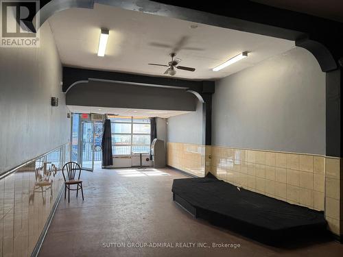 1602 Eglinton Avenue W, Toronto, ON 