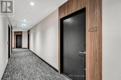 623 - 2501 Saw Whet Boulevard, Oakville, ON - Indoor Photo Showing Other Room