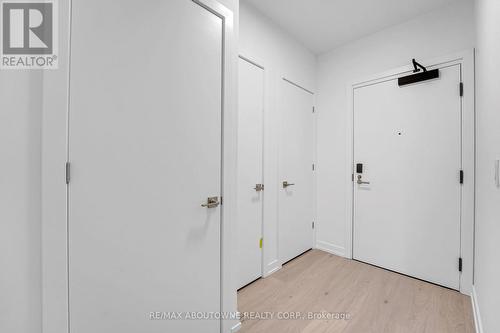 623 - 2501 Saw Whet Boulevard, Oakville, ON - Indoor Photo Showing Other Room