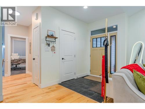 892 Waterloo Road, Castlegar, BC - Indoor Photo Showing Other Room