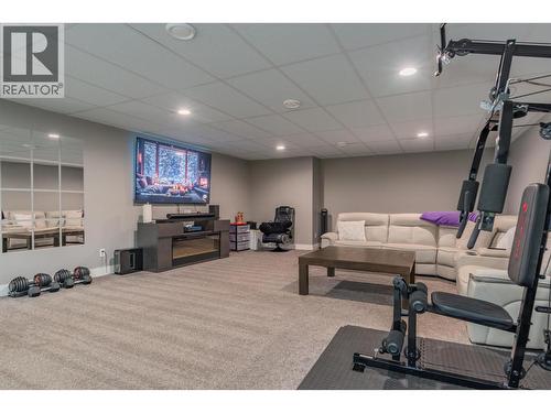 892 Waterloo Road, Castlegar, BC - Indoor