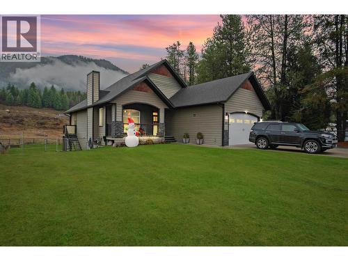 892 Waterloo Road  Castlegar, BC V1N 4K8