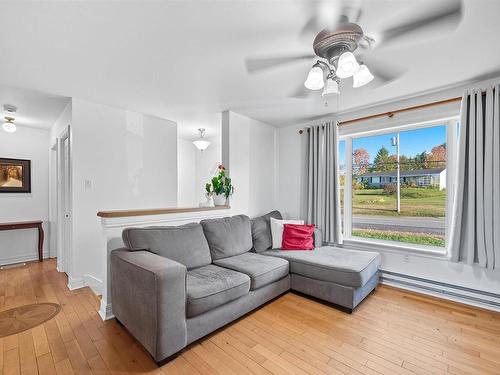 228 Falmouth Back Road, Falmouth, NS 