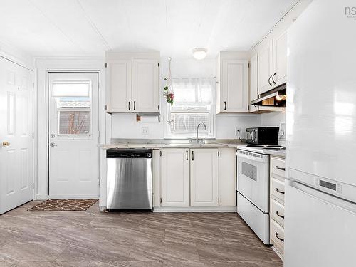 2 Cocoa Street, Dartmouth, NS 