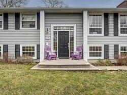 105 Flamingo Drive  Halifax, NS B3M 1T2