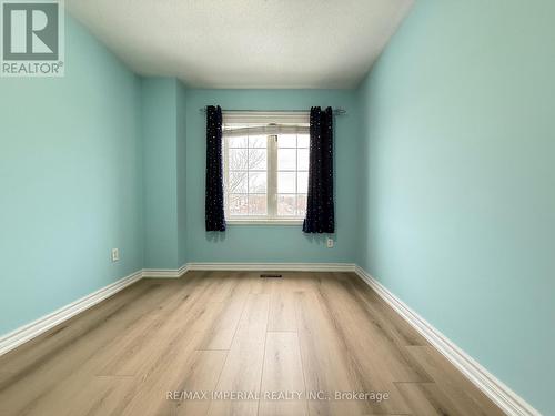 5640 Stella Lane, Burlington, ON - Indoor Photo Showing Other Room