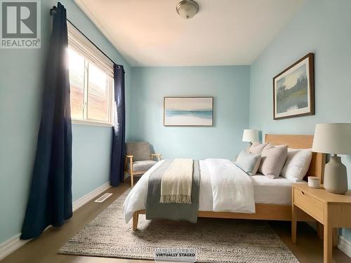 5640 Stella Lane, Burlington, ON - Indoor Photo Showing Bedroom