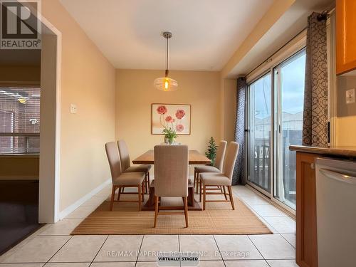 5640 Stella Lane, Burlington, ON - Indoor Photo Showing Dining Room