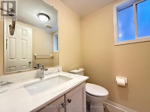 5640 Stella Lane, Burlington, ON - Indoor Photo Showing Bathroom