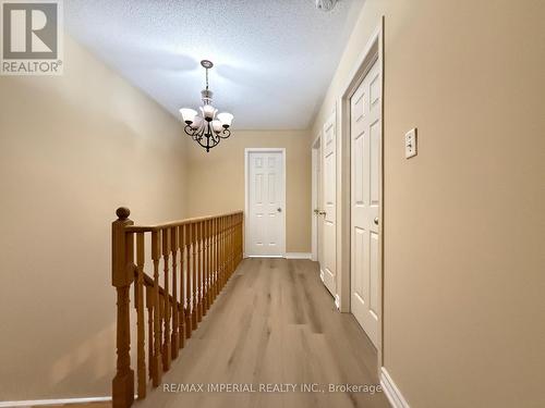 5640 Stella Lane, Burlington, ON - Indoor Photo Showing Other Room