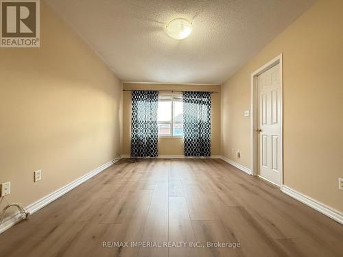 5640 Stella Lane, Burlington, ON - Indoor Photo Showing Other Room