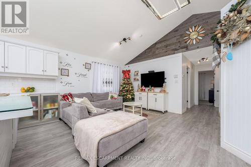 85 Biscayne Crescent, Orangeville, ON - Indoor