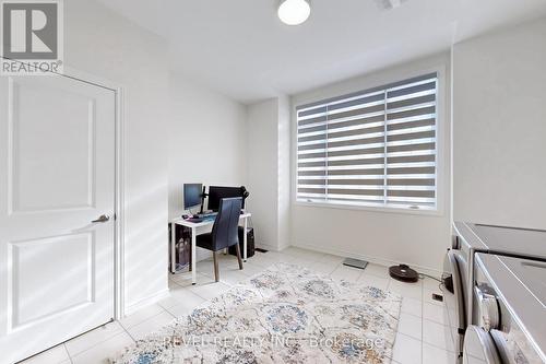 Oversized Laundry Room - 234 Wesmina Avenue, Whitchurch-Stouffville (Stouffville), ON - Indoor