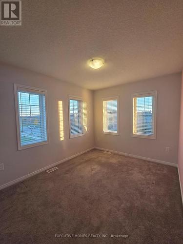 204 Maclachlan Avenue, Haldimand, ON - Indoor Photo Showing Other Room