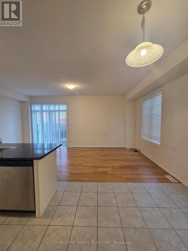 204 Maclachlan Avenue, Haldimand, ON - Indoor Photo Showing Other Room