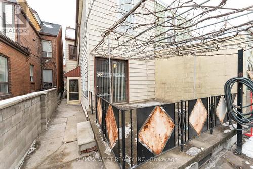 205 Markham Street, Toronto, ON - Outdoor