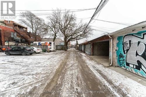 205 Markham Street, Toronto, ON - Outdoor