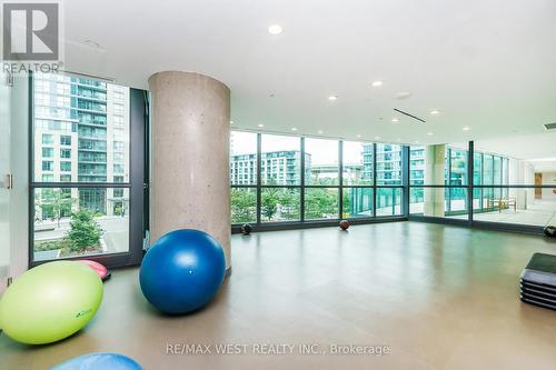 465 - 209 Fort York Boulevard, Toronto, ON - Indoor Photo Showing Other Room