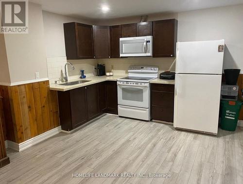 1872 Parkside Drive, Pickering, ON - Indoor Photo Showing Kitchen