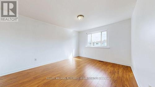 15 Thistlewaite Crescent, Toronto, ON - Indoor Photo Showing Other Room