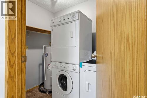 17 6575 Rochdale Boulevard, Regina, SK - Indoor Photo Showing Laundry Room