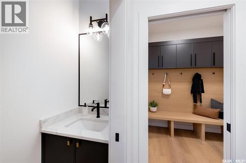 143 Cockcroft Manor, Saskatoon, SK - Indoor