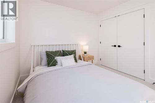 143 Cockcroft Place, Saskatoon, SK - Indoor Photo Showing Bedroom