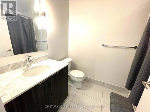 312 - 955 Bay Street, Toronto, ON - Indoor Photo Showing Bathroom