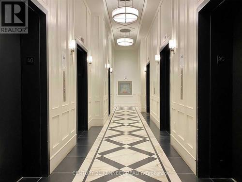 312 - 955 Bay Street, Toronto, ON - Indoor Photo Showing Other Room