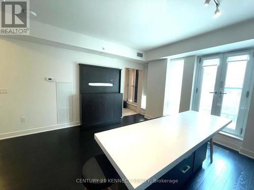 312 - 955 Bay Street, Toronto, ON - Indoor