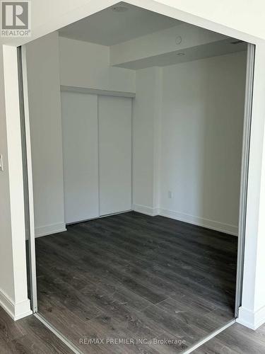 B212 - 715 Davis Drive, Newmarket, ON - Indoor Photo Showing Other Room