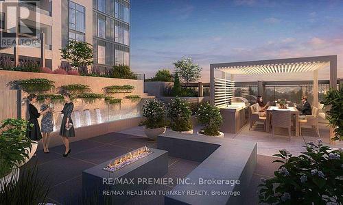 B212 - 715 Davis Drive, Newmarket, ON - Outdoor