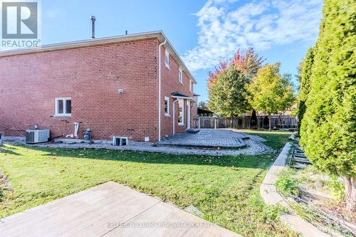 8 Dingwall Court, Brampton, ON - Outdoor
