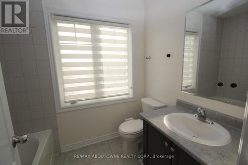 4Pc. Main Bathroom - 3892 Lodi Road, Burlington, ON - Indoor Photo Showing Bathroom