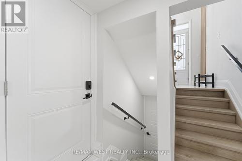 922 Fourth Street, Mississauga, ON - Indoor Photo Showing Other Room