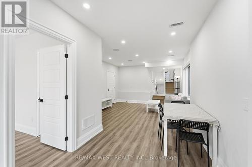 922 Fourth Street, Mississauga, ON - Indoor Photo Showing Other Room