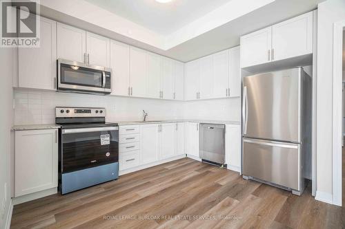 126 - 1585 Rose Way, Milton, ON - Indoor Photo Showing Kitchen With Stainless Steel Kitchen