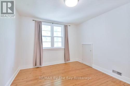 3 - 1067 Mosley Street, Wasaga Beach, ON - Indoor Photo Showing Other Room