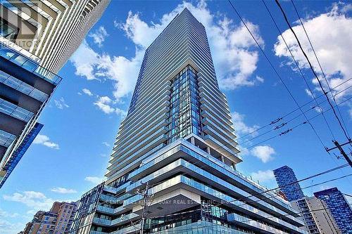 3201 - 161 Roehampton Avenue, Toronto, ON - Outdoor