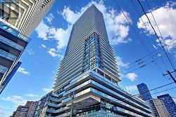 3201 - 161 ROEHAMPTON AVENUE  Toronto, ON M4P 0C8