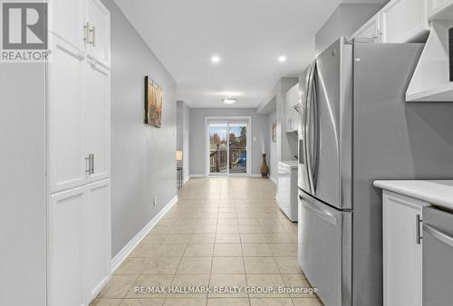 93 Cedarock Drive, Ottawa, ON - Indoor