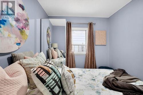 290 Nassau Street, Oshawa, ON - Indoor Photo Showing Bedroom