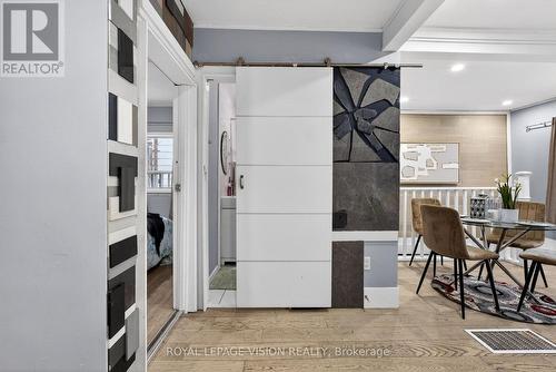 290 Nassau Street, Oshawa, ON - Indoor