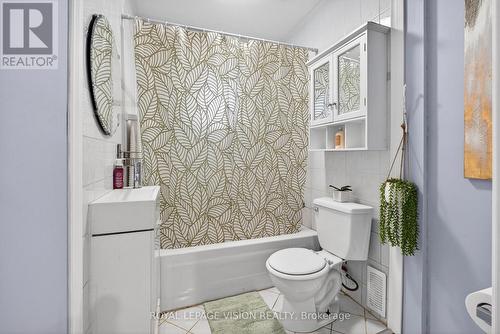 290 Nassau Street, Oshawa, ON - Indoor Photo Showing Bathroom