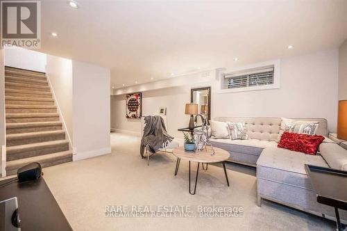 249 Lakeview Avenue, Burlington, ON - Indoor