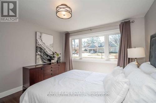 249 Lakeview Avenue, Burlington, ON - Indoor Photo Showing Bedroom
