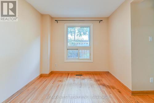 56 - 41 Mississauga Valley Boulevard, Mississauga, ON - Indoor Photo Showing Other Room